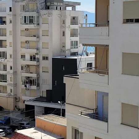 Apartment By The Sea *